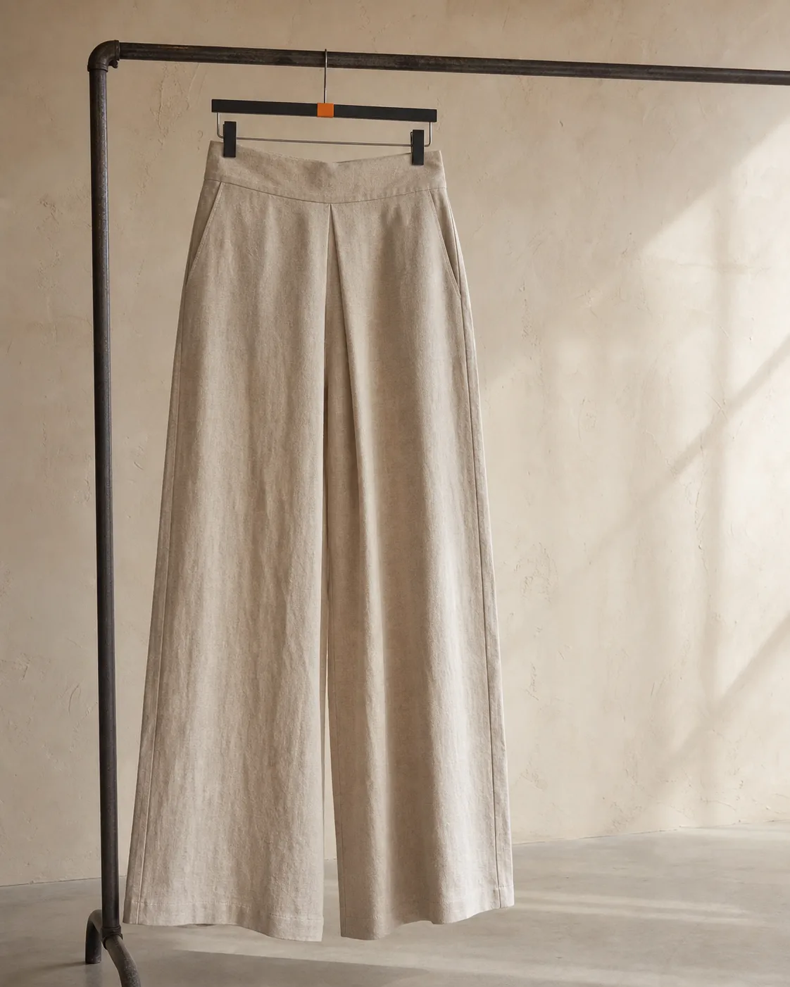 Pantalones: linen pants