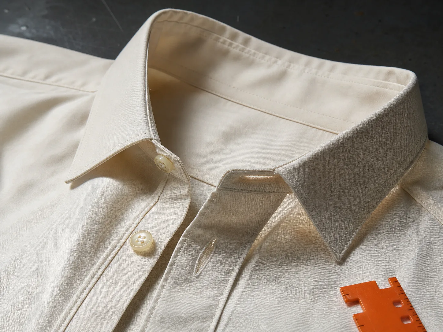 Camisas: collar and placket